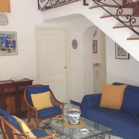 La Fragolina * Κάπρι
